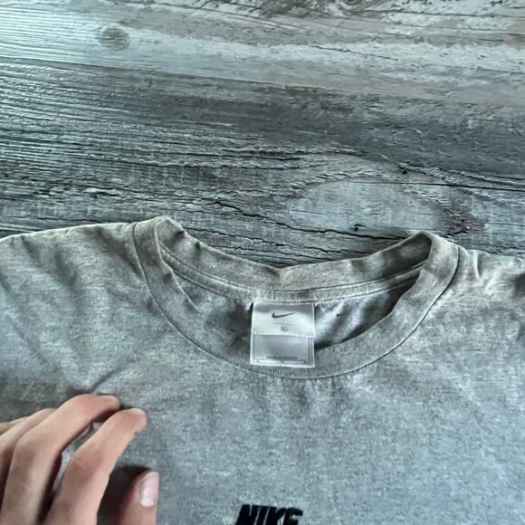 vintage y2k 2000s nike silver tag There is No Finish line Quote Swoosh T-shirt - Picture 5 of 9